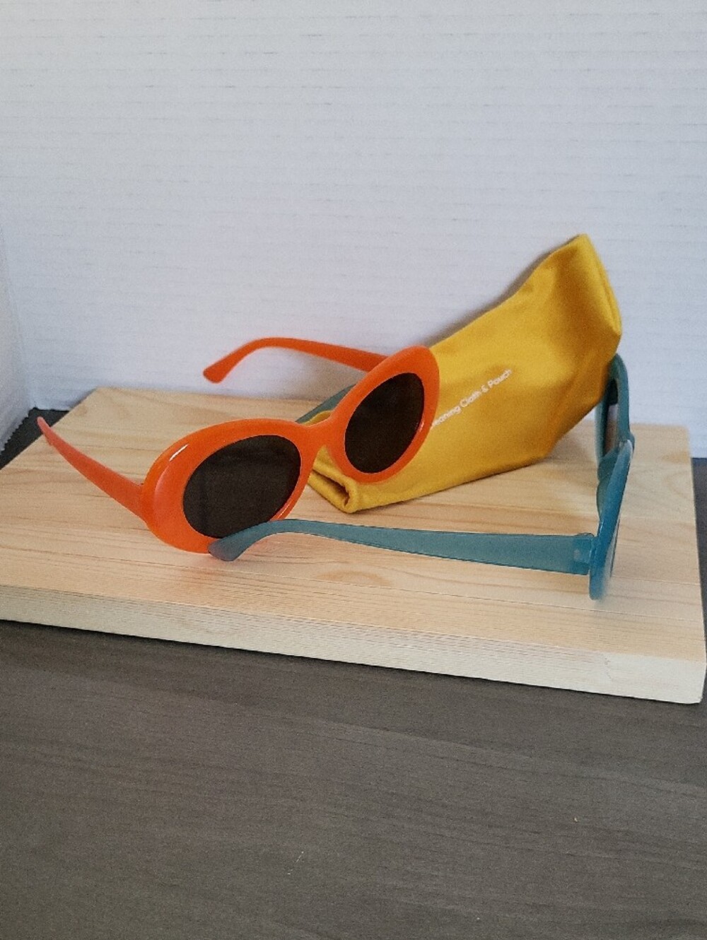 Retro Nirvana Curt Cobain Style Oval Sunglasses in Orange & Teal Set of 2 - Picture 9 of 12